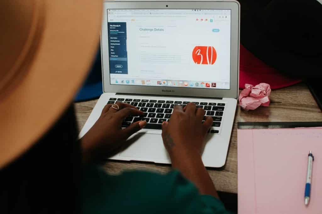 wp content/uploads///womenat work x