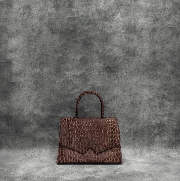 zashadu burgundy gold purse 