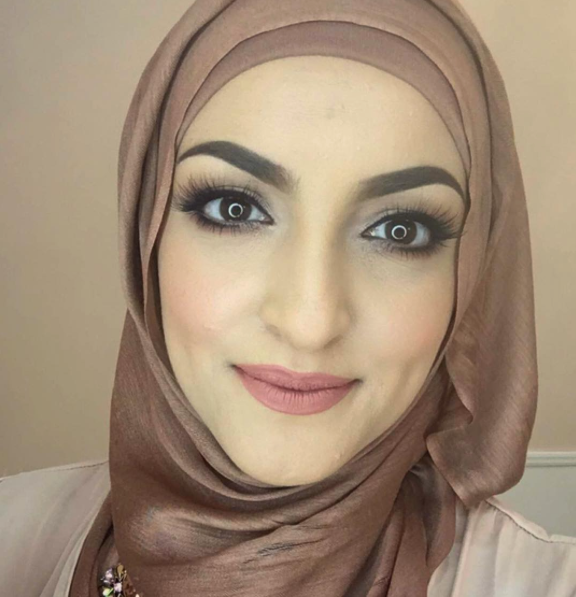 Hijab friendly salon opens in brooklyn