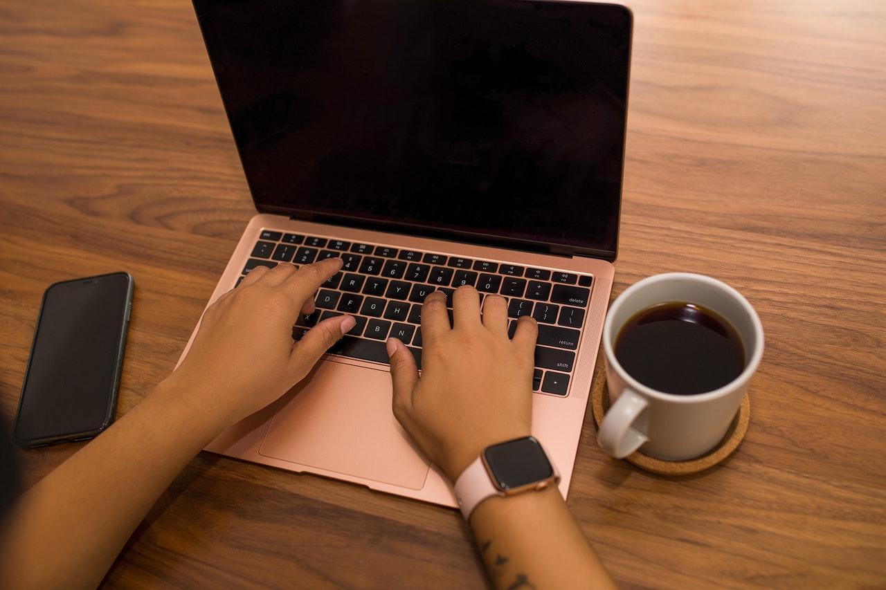 woman on laptop