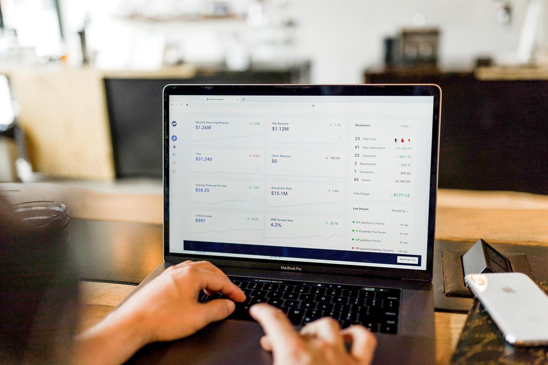 austin distel ogeqpxpq unsplash