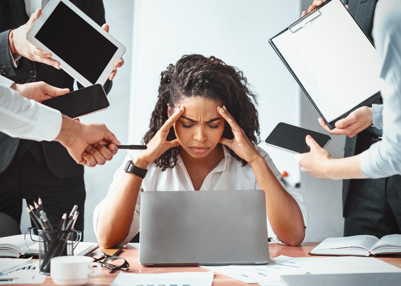 woman at office stress