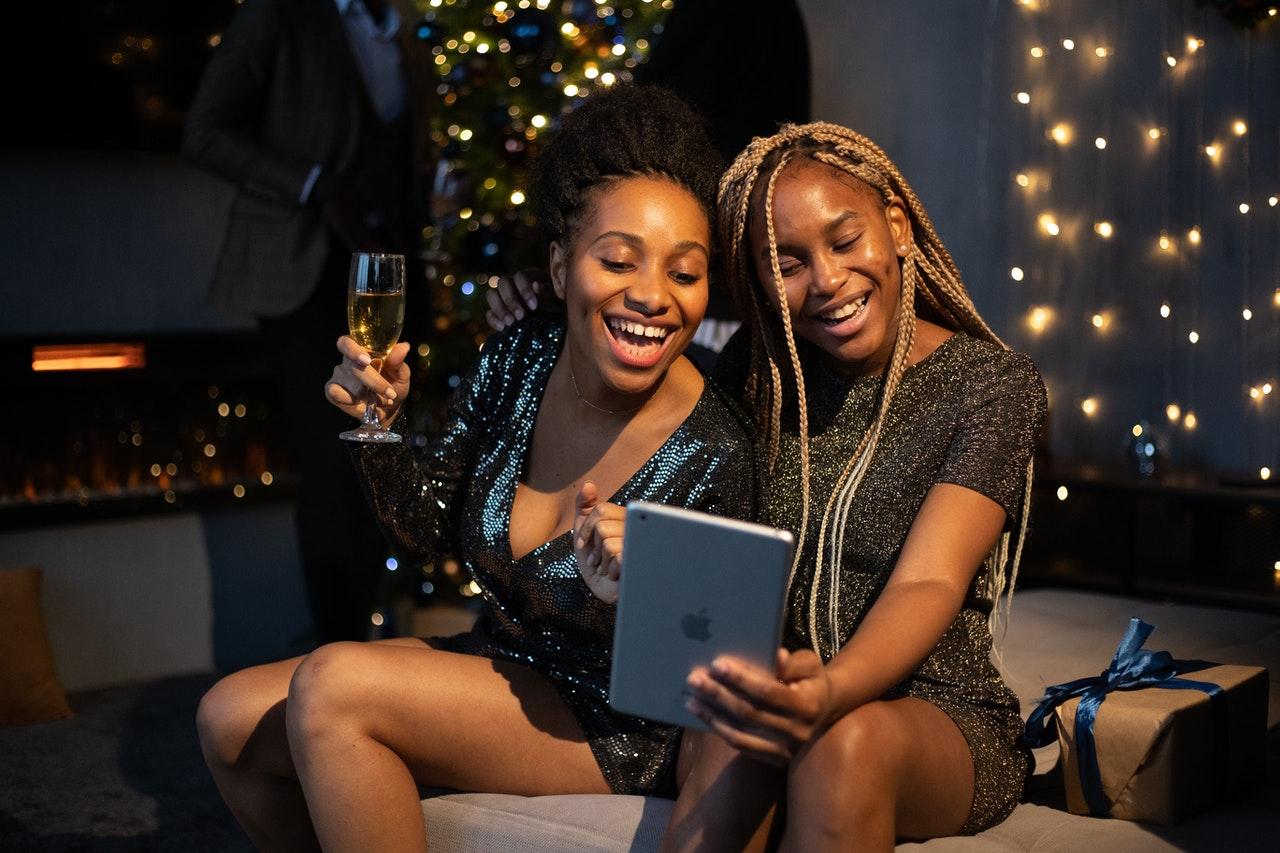 women looking at a computer