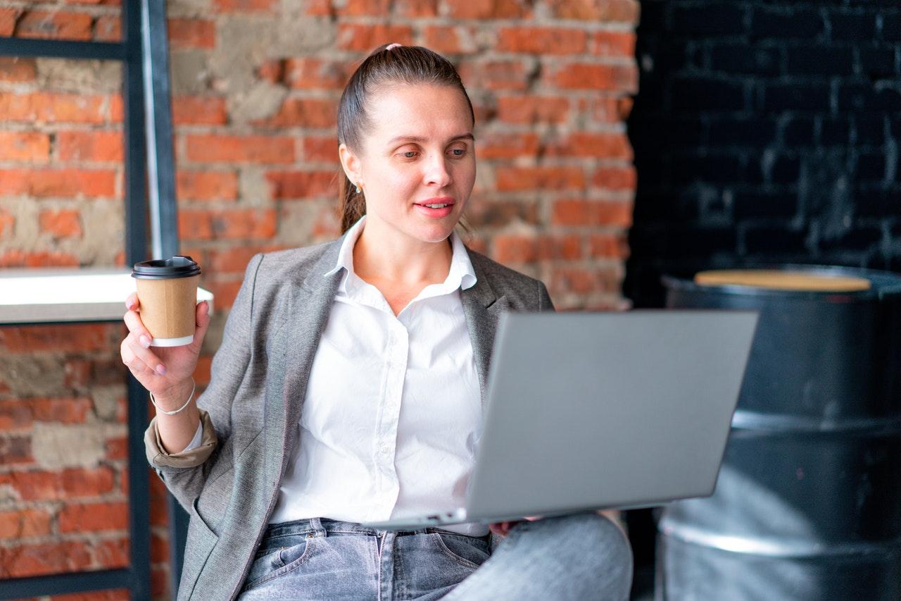 woman on laptop