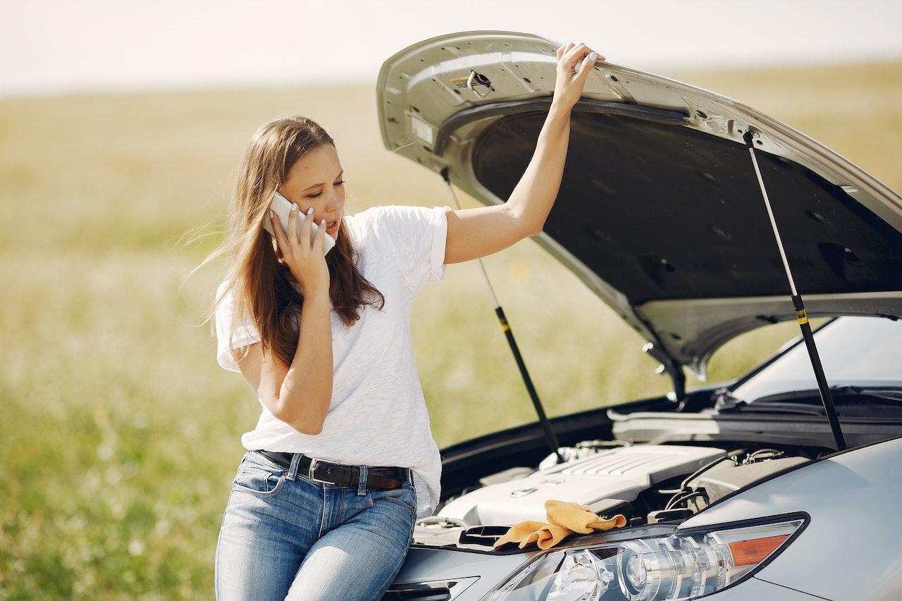 woman with car trouble