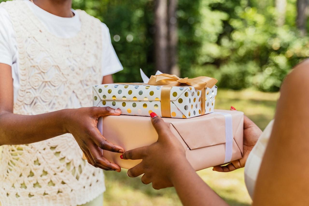 giving a gift