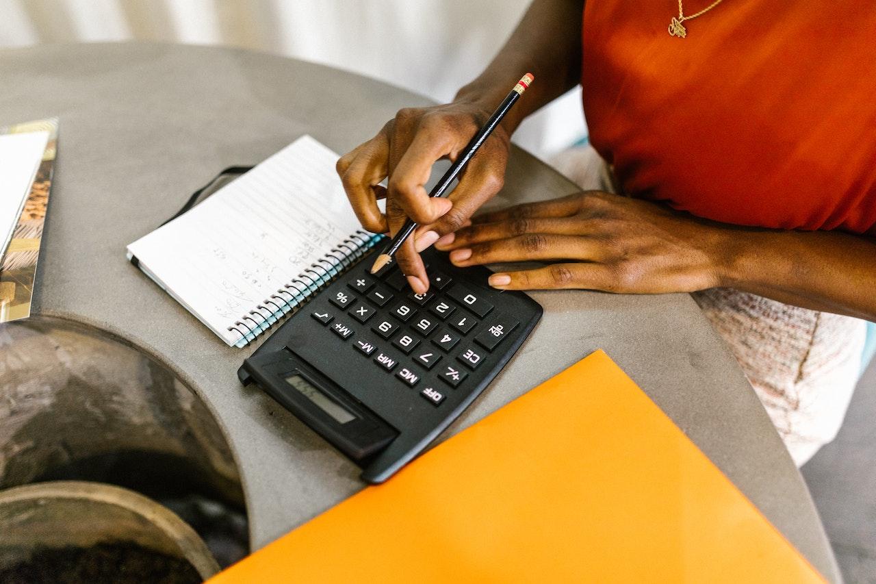 woman with calculator