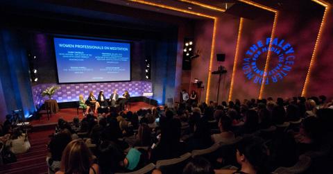 wp content/uploads///Panel x