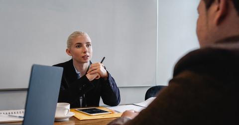 pexels-sora-shimazaki-5668523