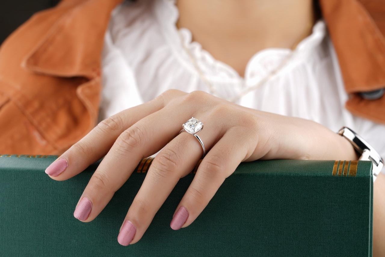 How much can you sell an engagement hot sale ring for