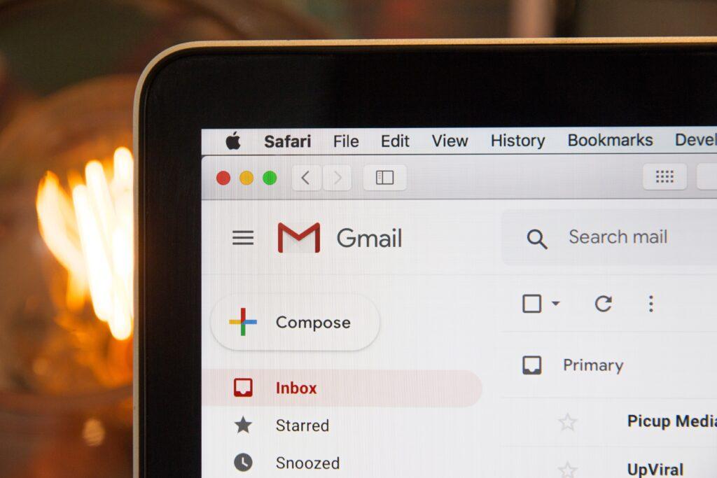 ///gmail x