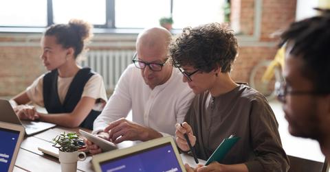 taking meeting notes