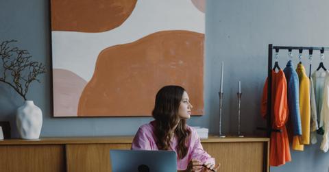 pexels-ron-lach-8400595