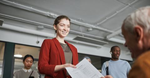 pexels-edmond-dantès-7103114