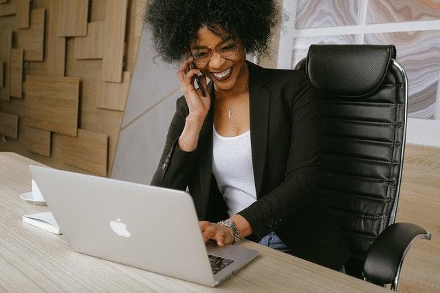 woman on the phone 