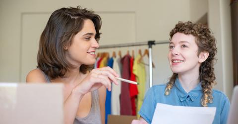 pexels-kampus-production-7857554