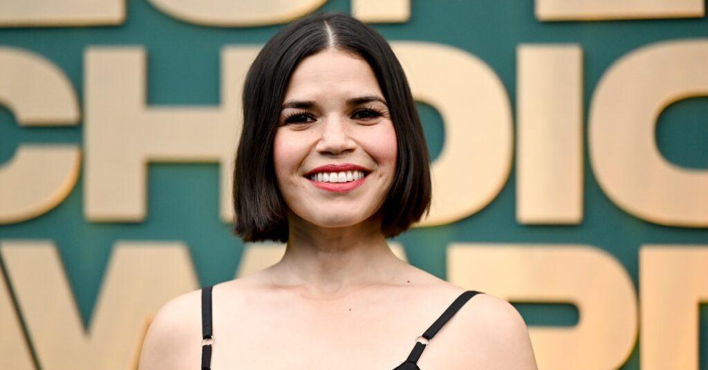 ///America Ferrera at the Peoples Choice Awards held at Barker Hangar on February   in Santa Mo x