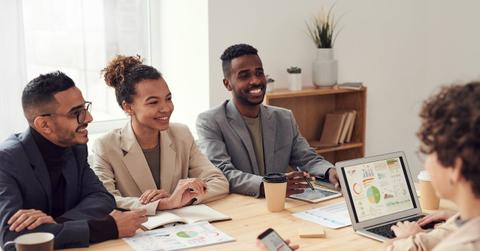 pexels-fauxels-3184634