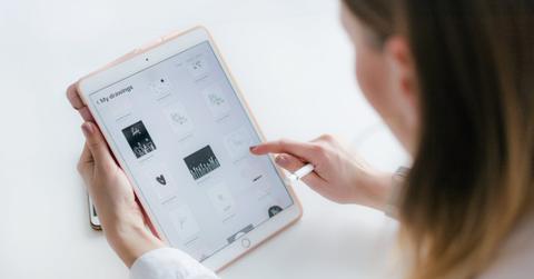 pexels-marek-levak-2265482