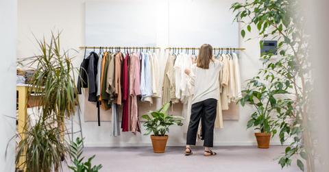 pexels-kseniachernaya-3965548