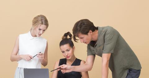 icons8-team-yTwXpLO5HAA-unsplash