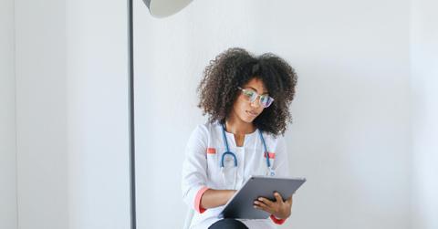 pexels-polina-tankilevitch-5234514 (1)