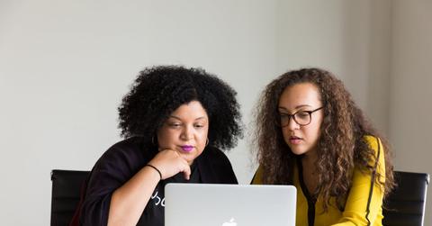 pexels-divinetechygirl-1181684