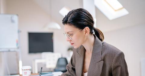 pexels-yankrukov-7693111