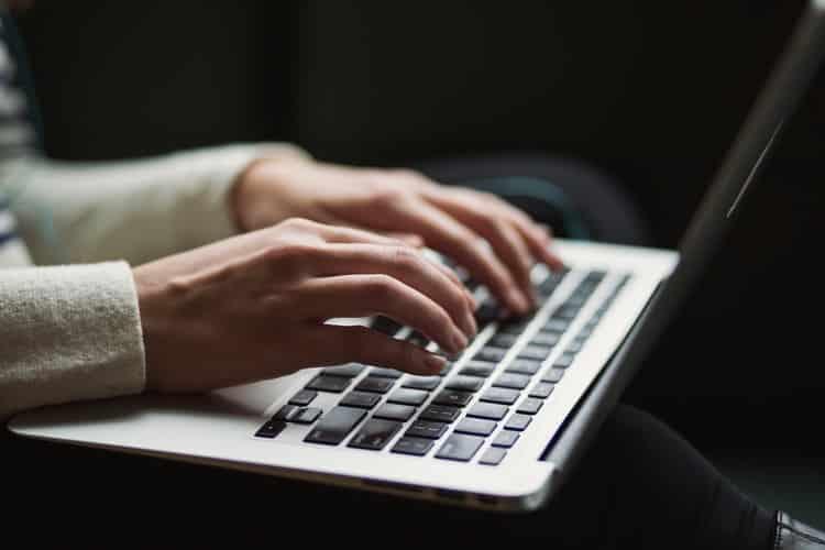 wp content/uploads///business world