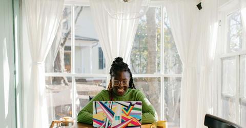 surface-8rS5UgAc5iw-unsplash