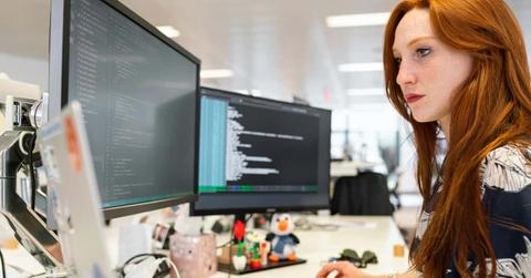 pexels-thisisengineering-3861958