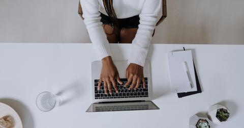 pexels-cottonbro-5076531