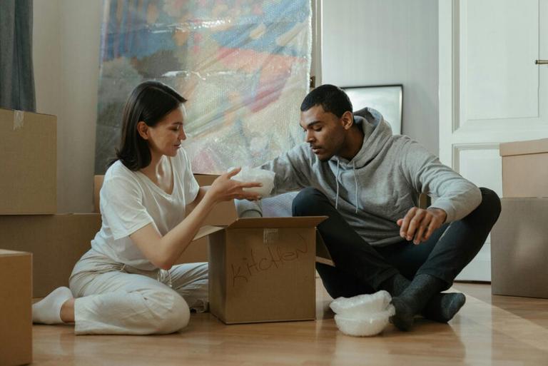 Relocation Pay Relocation Programs: A List Of US Towns Paying You To Move