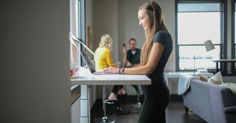 thestandingdesk-1tBgXbyn-5I-unsplash