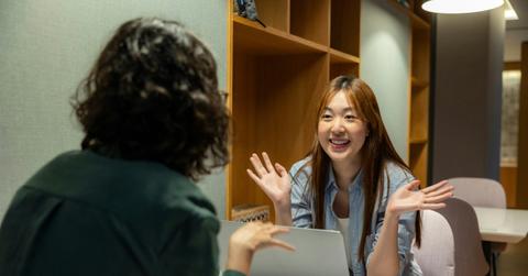 resume-genius-i3n2Fj7qodw-unsplash (1)