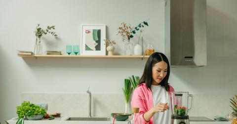 pexels-yaroslav-shuraev-8845666