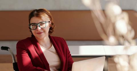 pexels-marcus-aurelius-4063695