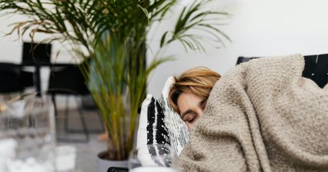 pexels-karola-g-5207350