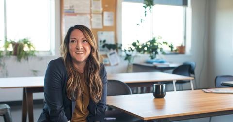 ///linkedin sales solutions MisfyJiQ unsplash