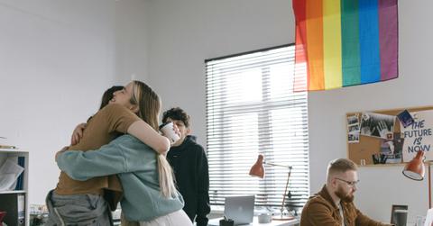 pexels-ivan-s-7213611