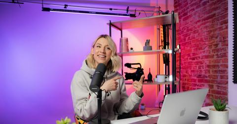 videodeck-co-aqwHzP5qaJU-unsplash