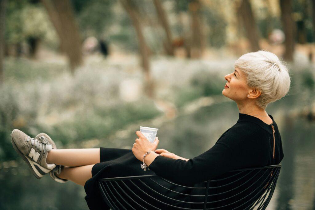 ///dmitriy frantsev xpFvqFYw unsplash  x