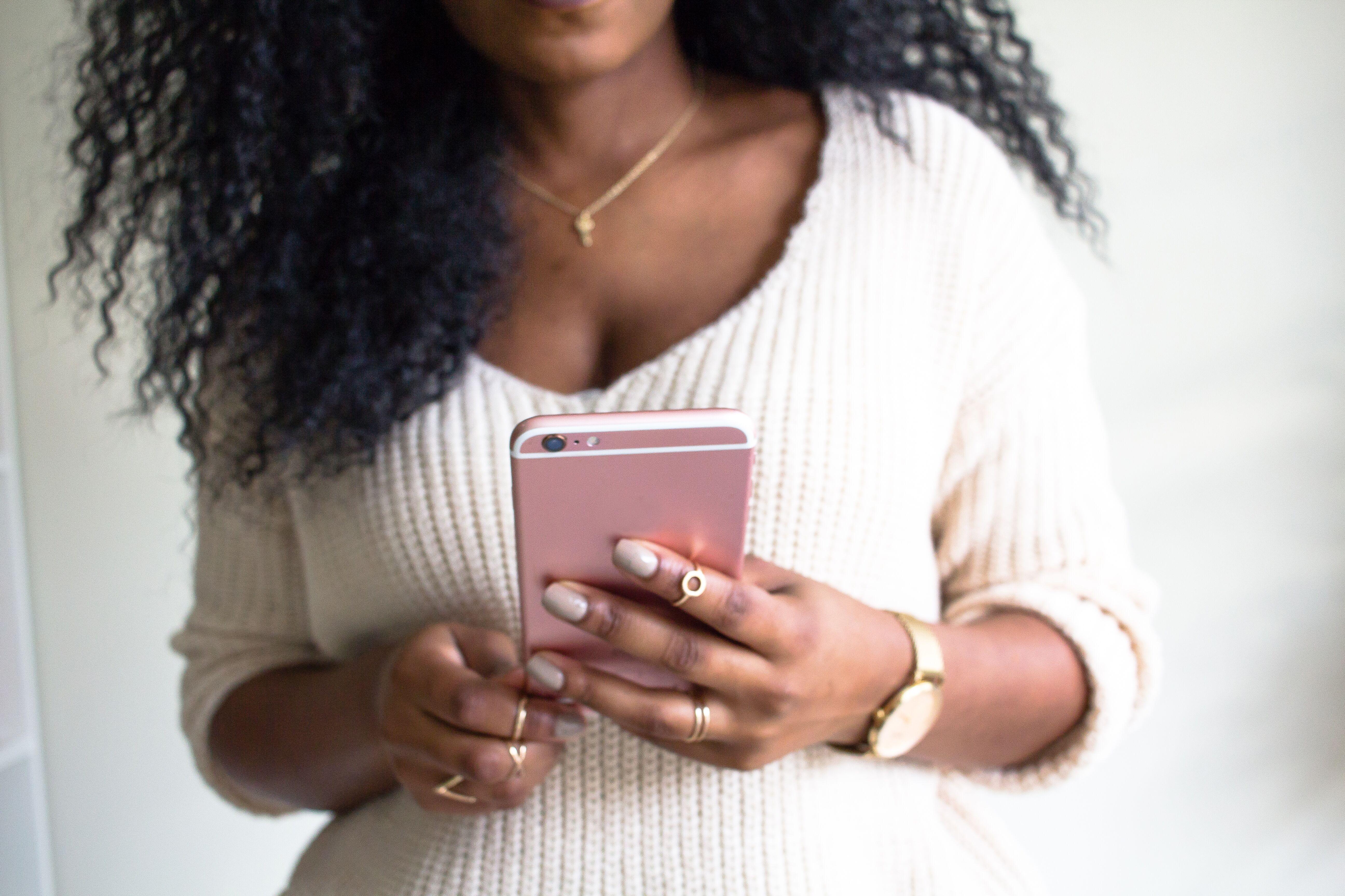 How To Manage Your Curly Crown In The Workplace