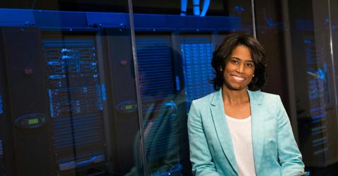 pexels-divinetechygirl-1181336