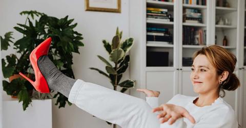 pexels-karola-g-5899081