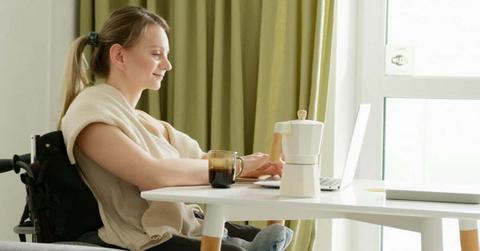 pexels-artempodrez-7495965 (1)