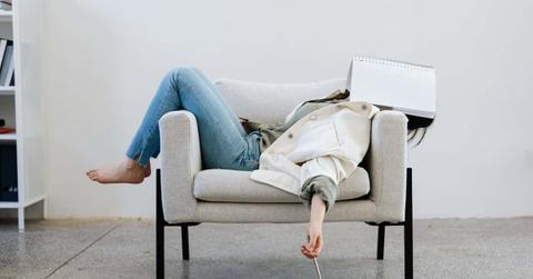 pexels-karola-g-8547449