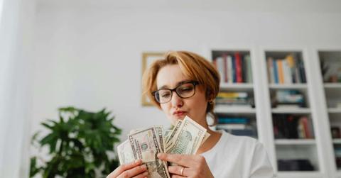 pexels-karola-g-5900250