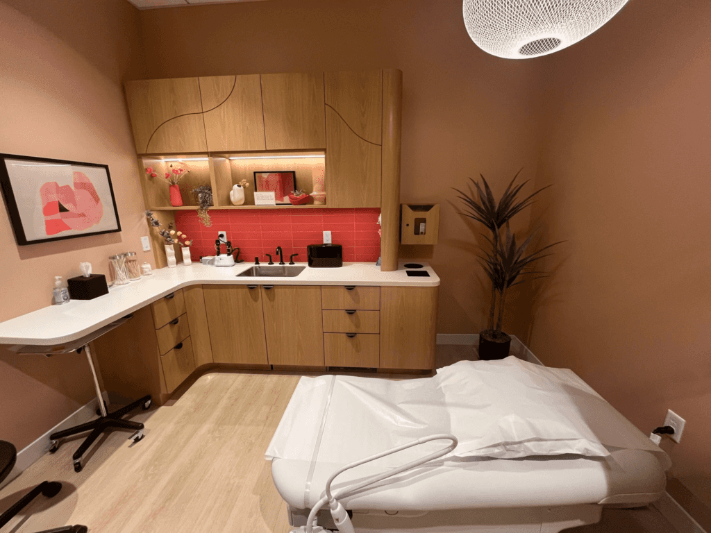 ///imgi__PlayaVistaExamRoom x