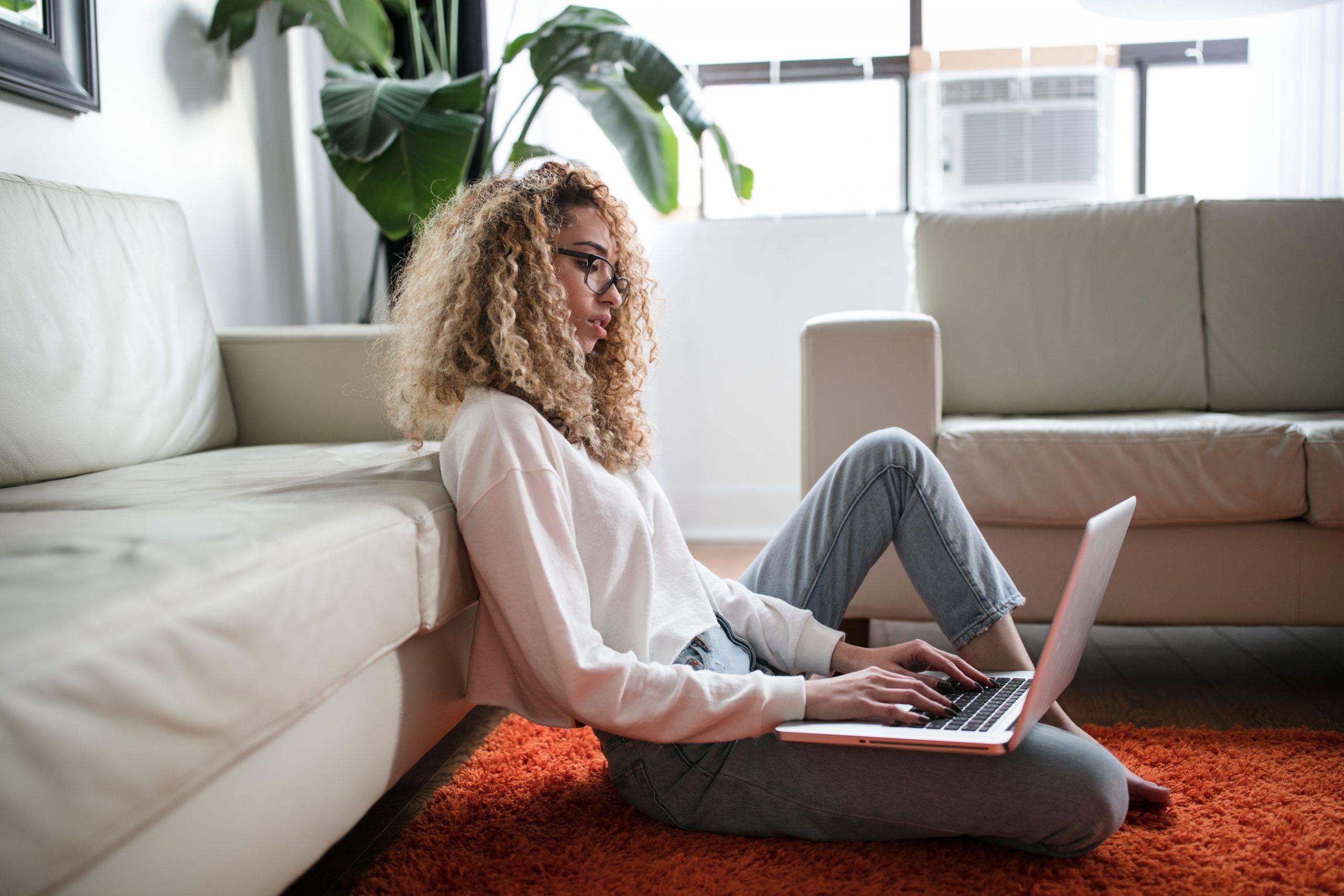 how to avoid loneliness while working from home
